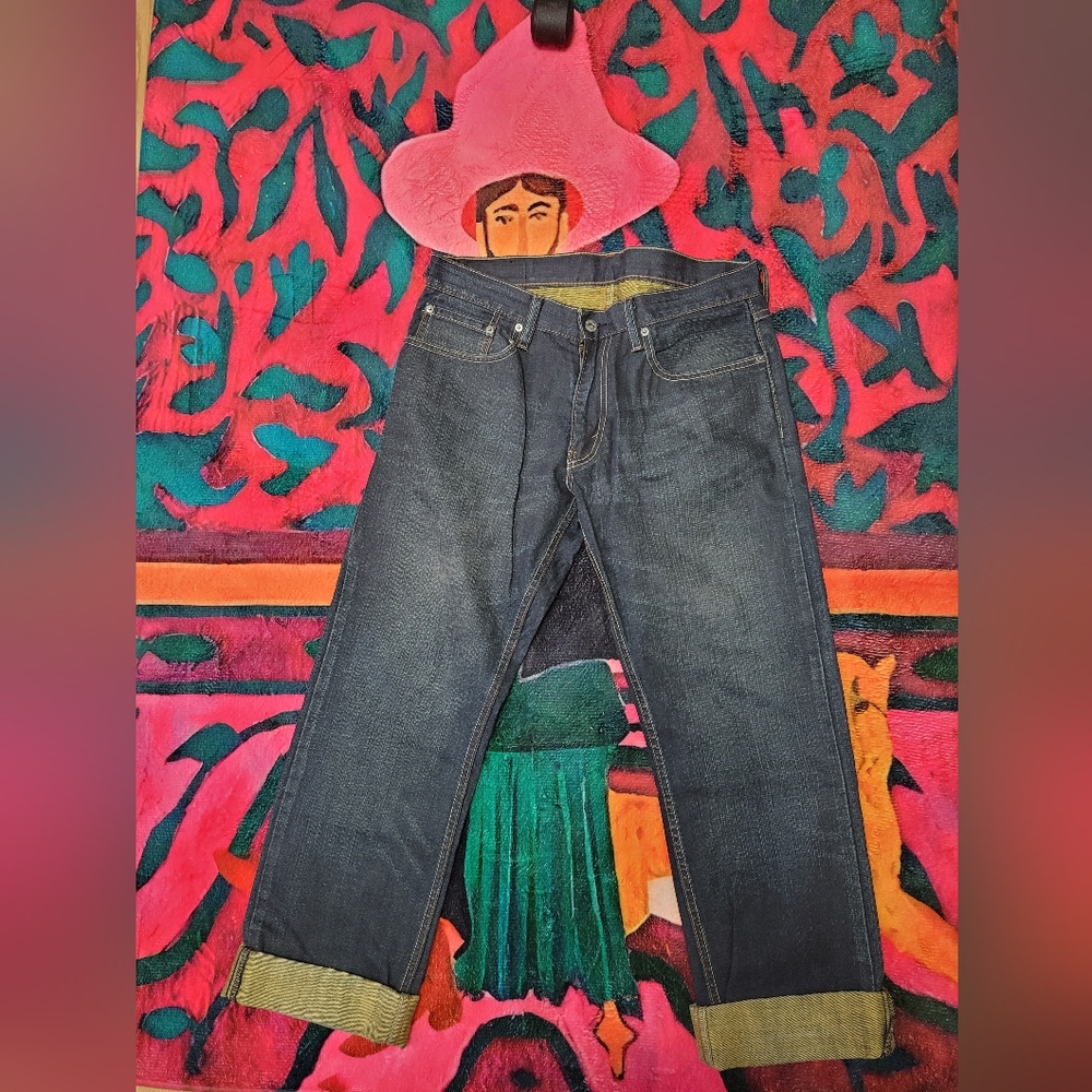 Levi's 514 Blue Straight Jeans with Classic Style